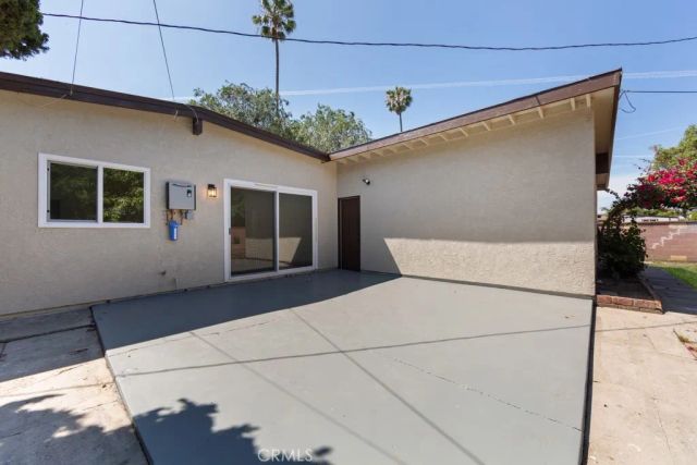 1431 Raymar, Santa Ana, CA 92703
