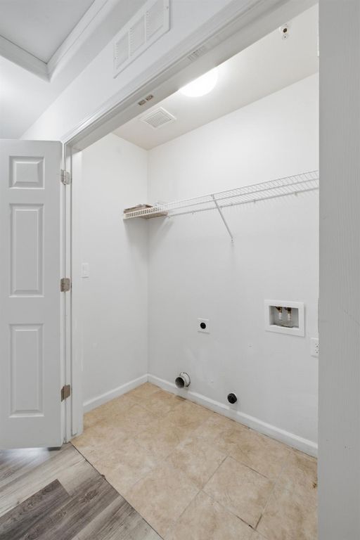 Image 23 of property listing at 1781 Diamond Avenue, Sanger, CA 93657