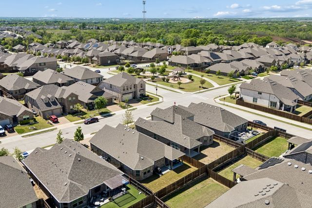 217 Crescent Avenue, Melissa, TX 75454