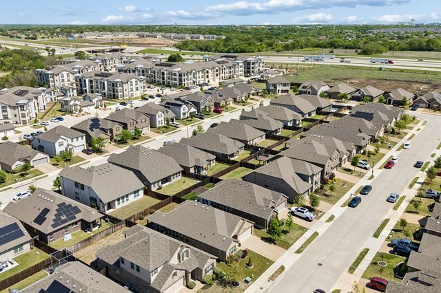 217 Crescent Avenue, Melissa, TX 75454