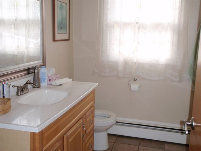 11 Kennedy Drive, Coventry, RI 02816