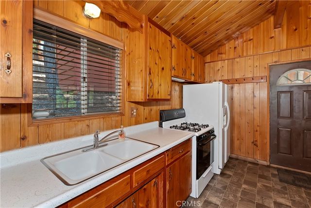 1163 Teton, Big Bear Lake, CA 92315