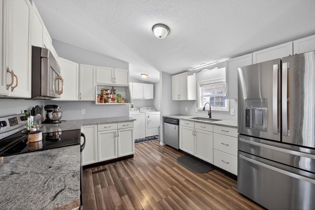 493 Woodmont Drive, Whitwell, TN 37397