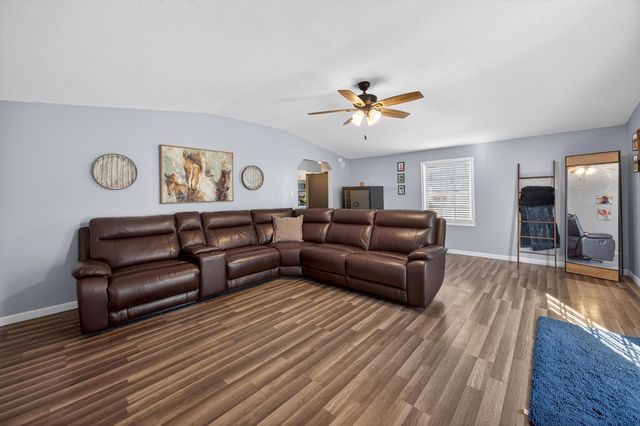 493 Woodmont Drive, Whitwell, TN 37397