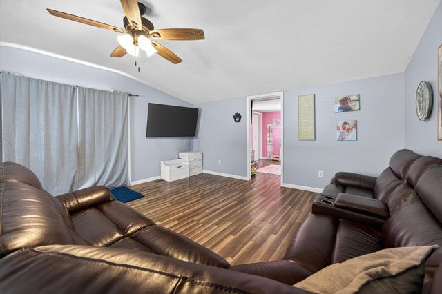 493 Woodmont Drive, Whitwell, TN 37397