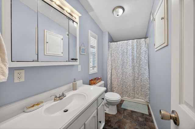 493 Woodmont Drive, Whitwell, TN 37397