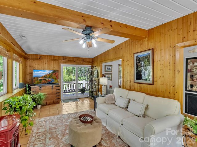 211 Rustic Road, Waynesville, NC 28786