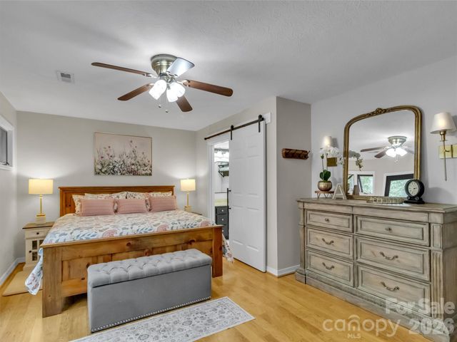 211 Rustic Road, Waynesville, NC 28786