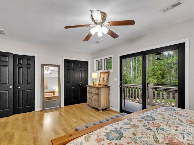 211 Rustic Road, Waynesville, NC 28786