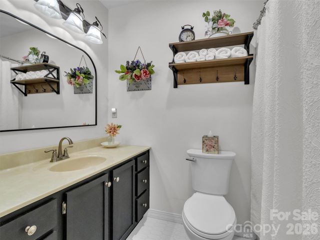 211 Rustic Road, Waynesville, NC 28786