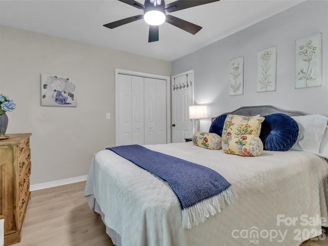 211 Rustic Road, Waynesville, NC 28786