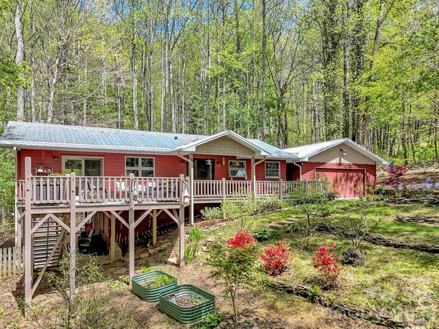 211 Rustic Road, Waynesville, NC 28786