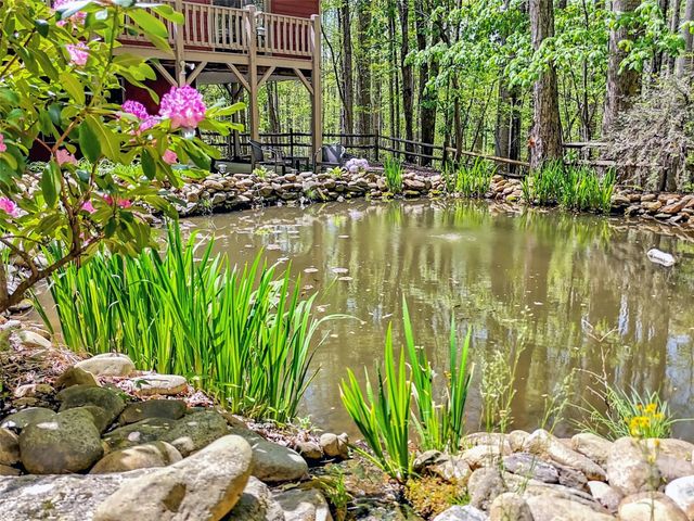 211 Rustic Road, Waynesville, NC 28786