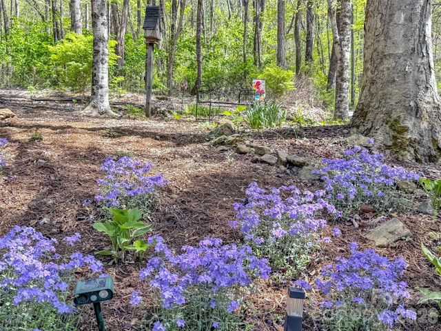 211 Rustic Road, Waynesville, NC 28786