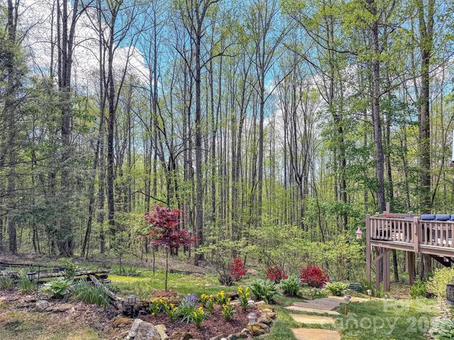 211 Rustic Road, Waynesville, NC 28786