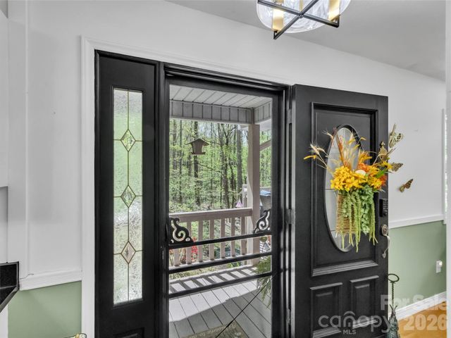 211 Rustic Road, Waynesville, NC 28786