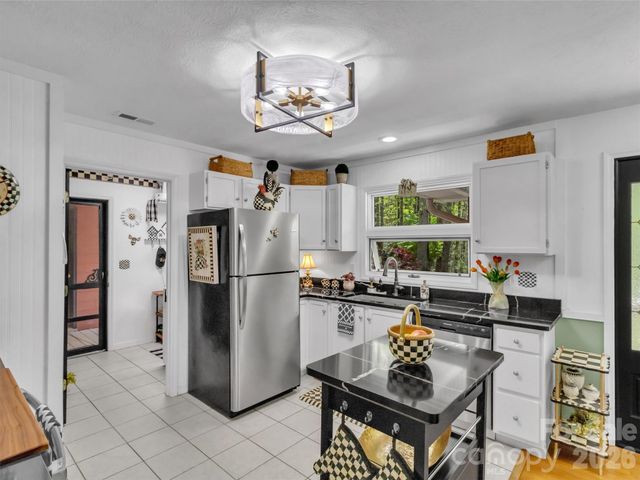 211 Rustic Road, Waynesville, NC 28786