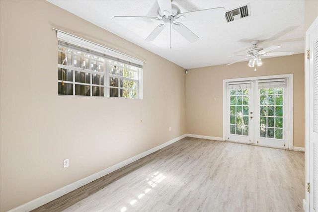 284 35th Avenue, Vero Beach, FL 32968