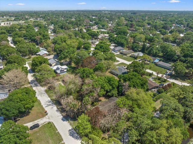 284 35th Avenue, Vero Beach, FL 32968