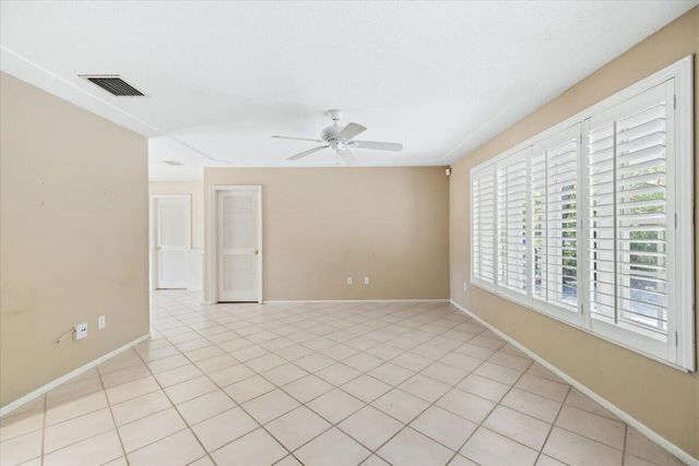 284 35th Avenue, Vero Beach, FL 32968