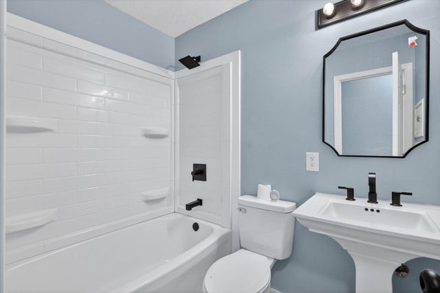 222 Greenwood Drive, La Porte, IN 46350