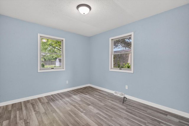 222 Greenwood Drive, La Porte, IN 46350
