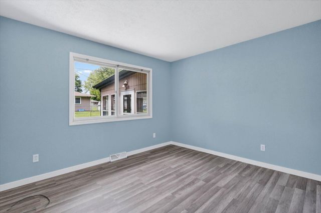 222 Greenwood Drive, La Porte, IN 46350