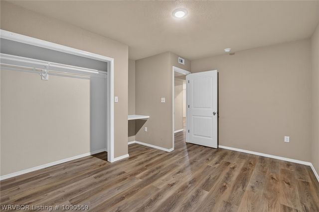 1515 Oak Grove Road, Van Buren, AR 72956