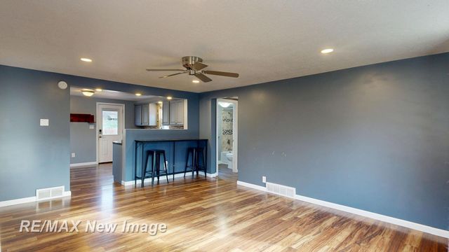 2845 Weigl Road, Saginaw, MI 48609