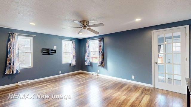 2845 Weigl Road, Saginaw, MI 48609