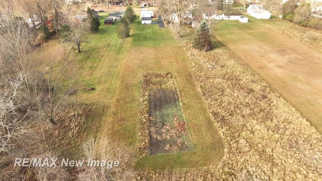 2845 Weigl Road, Saginaw, MI 48609