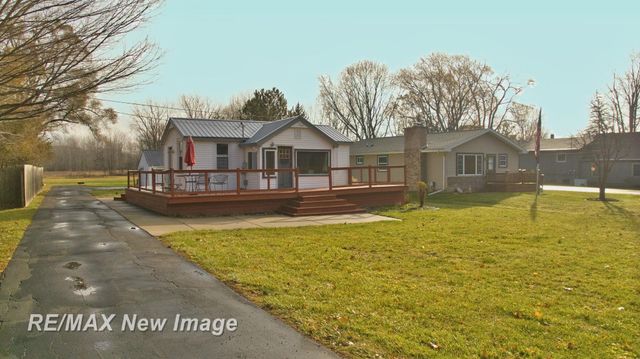 2845 Weigl Road, Saginaw, MI 48609