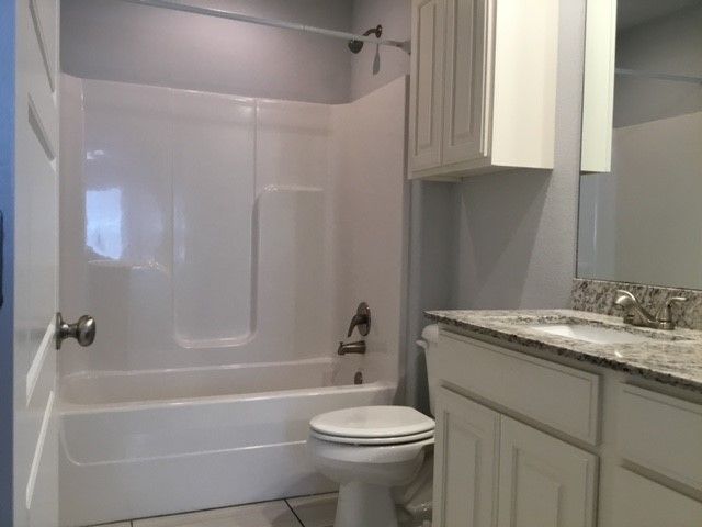 3802 SW Peachwood Drive, Bentonville, AR 72712