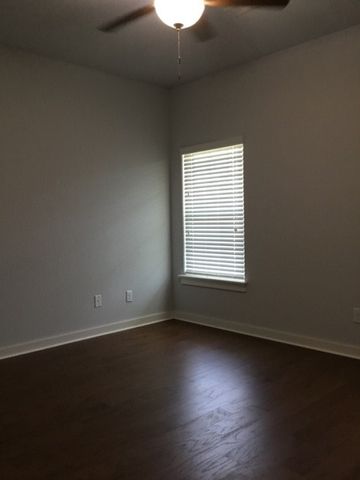 3802 SW Peachwood Drive, Bentonville, AR 72712
