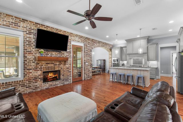 213 Wellington Way, Brandon, MS 39047
