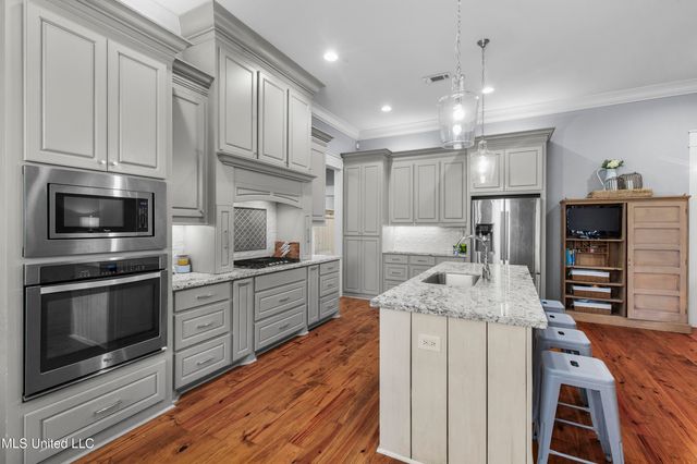 213 Wellington Way, Brandon, MS 39047
