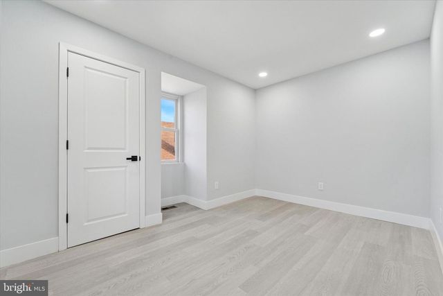 6506 N PARK AVE, Philadelphia, PA 19126