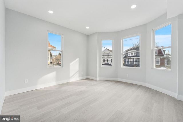 6506 N PARK AVE, Philadelphia, PA 19126