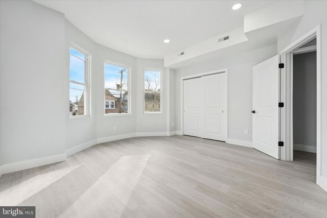 6506 N PARK AVE, Philadelphia, PA 19126