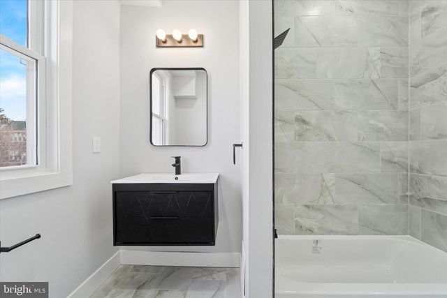 6506 N PARK AVE, Philadelphia, PA 19126