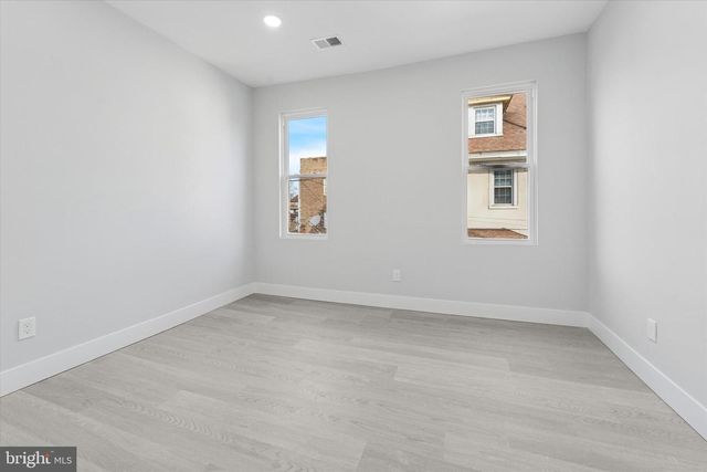 6506 N PARK AVE, Philadelphia, PA 19126