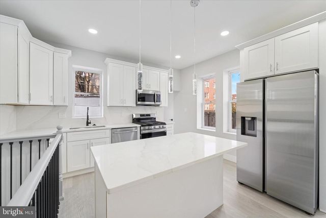 6506 N PARK AVE, Philadelphia, PA 19126