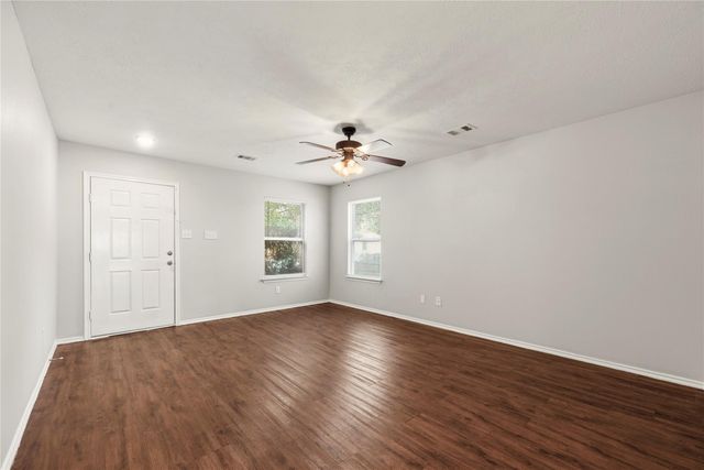 7634 Appleberry Drive, Cypress, TX 77433