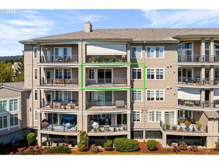 4884 Nw PROMENADE Ter 310, Portland, OR 97229