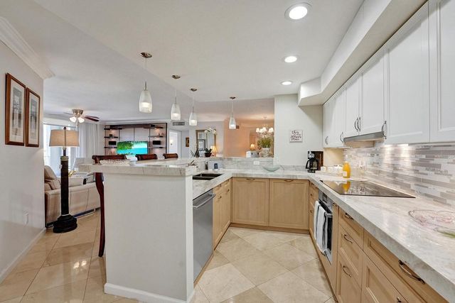 3606 S OCEAN Boulevard 603, Highland Beach, FL 33487