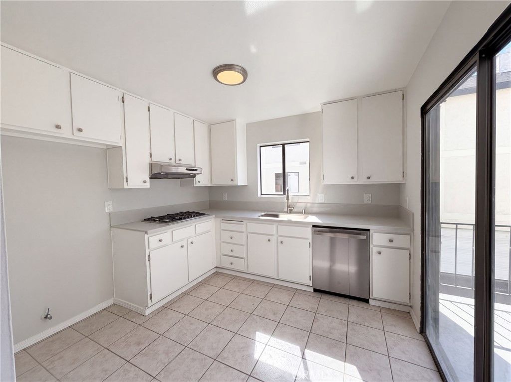 9620 Sepulveda 39, North Hills, CA 91343 — photo 3