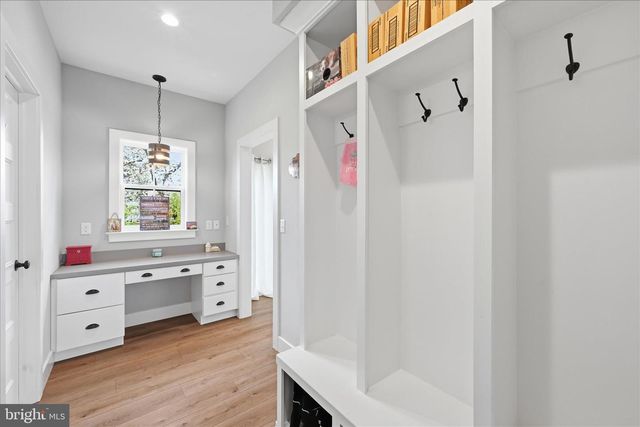 203 WRIGHT DR, Mechanicsburg, PA 17055
