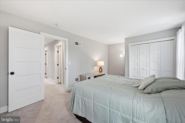203 WRIGHT DR, Mechanicsburg, PA 17055