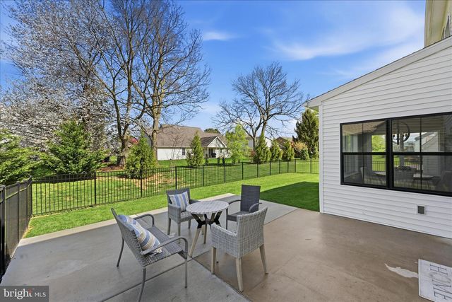 203 WRIGHT DR, Mechanicsburg, PA 17055
