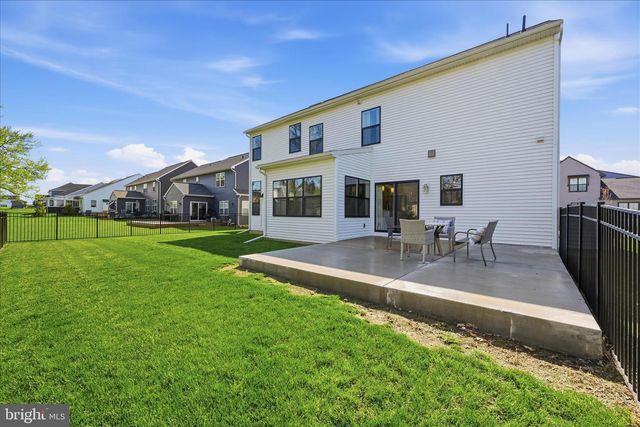 203 WRIGHT DR, Mechanicsburg, PA 17055